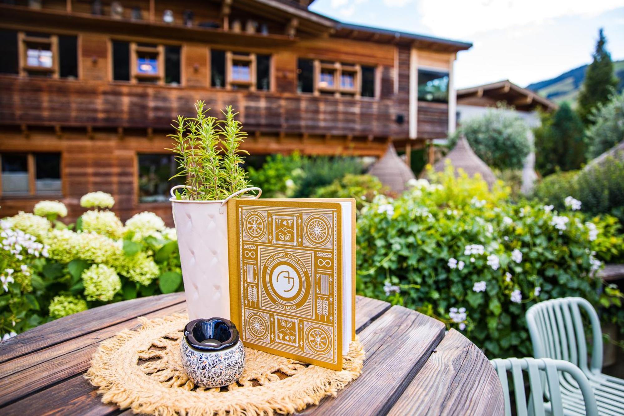 Hotel Alpin Juwel Saalbach-Hinterglemm Exterior foto